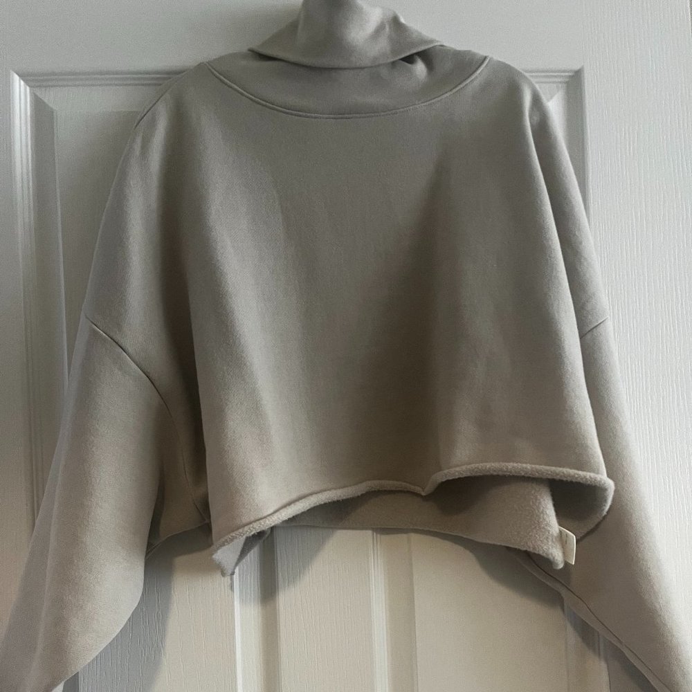 Oak and Fort Crop Turtleneck Sweater